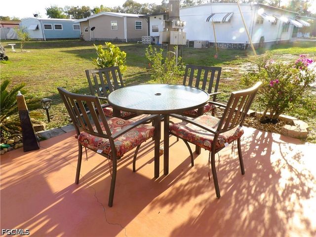 5020 Forest Park DR, North Fort Myers, FL 33917