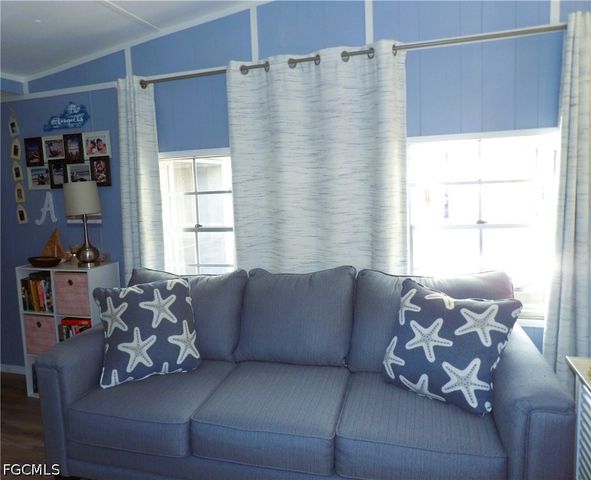 5020 Forest Park DR, North Fort Myers, FL 33917