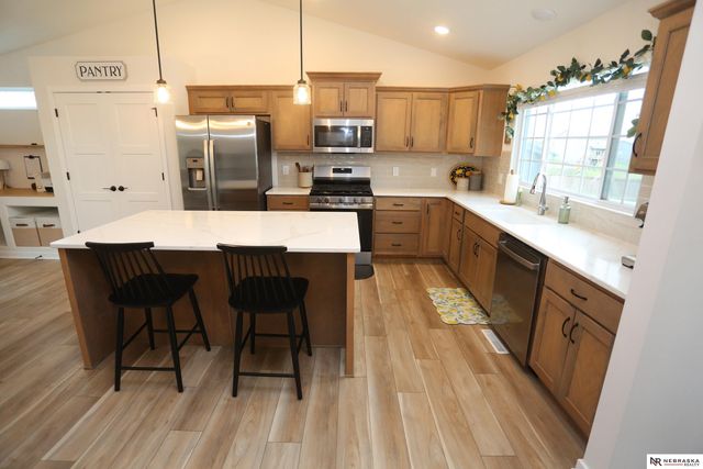 5502 Sheridan Road, Papillion, NE 68133