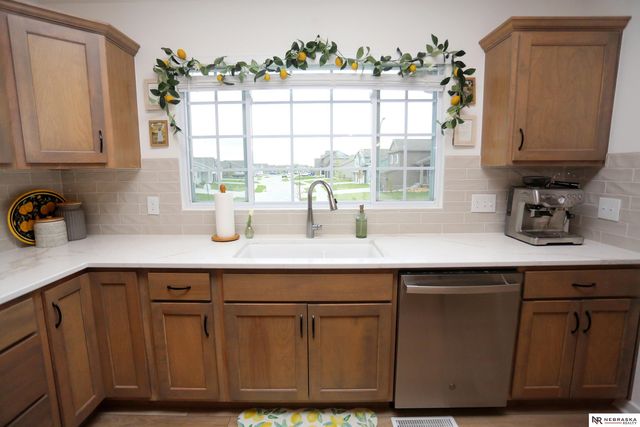 5502 Sheridan Road, Papillion, NE 68133