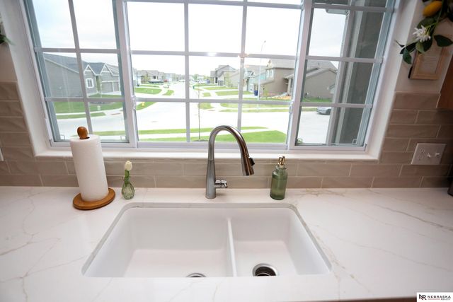 5502 Sheridan Road, Papillion, NE 68133