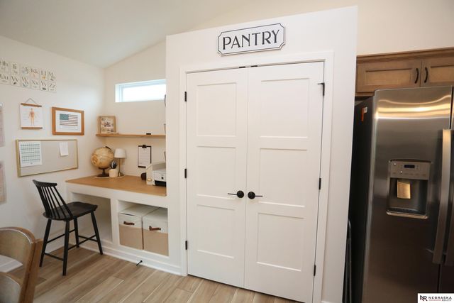 5502 Sheridan Road, Papillion, NE 68133
