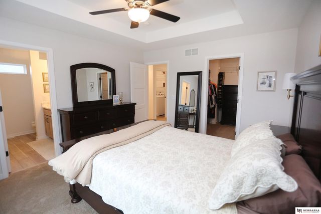 5502 Sheridan Road, Papillion, NE 68133