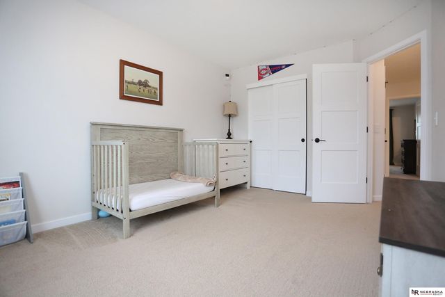 5502 Sheridan Road, Papillion, NE 68133