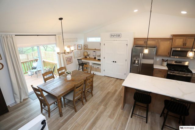5502 Sheridan Road, Papillion, NE 68133