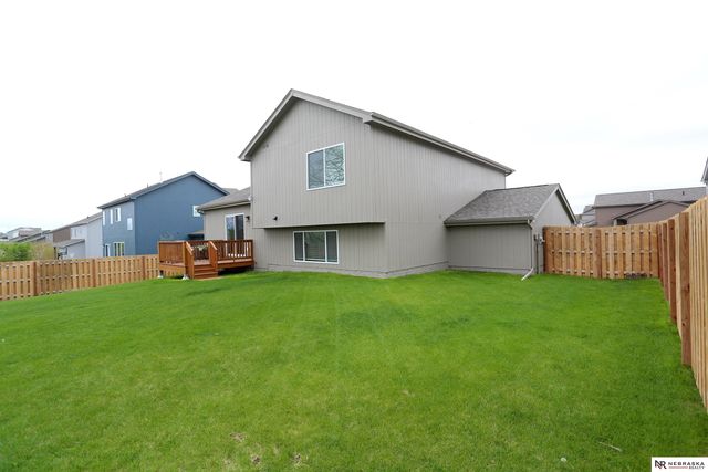 5502 Sheridan Road, Papillion, NE 68133