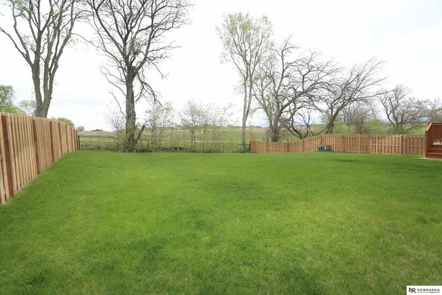 5502 Sheridan Road, Papillion, NE 68133