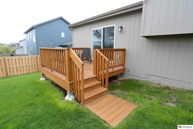 5502 Sheridan Road, Papillion, NE 68133