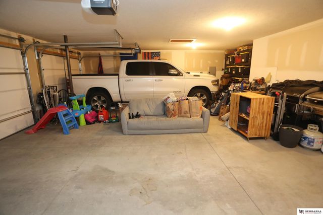 5502 Sheridan Road, Papillion, NE 68133