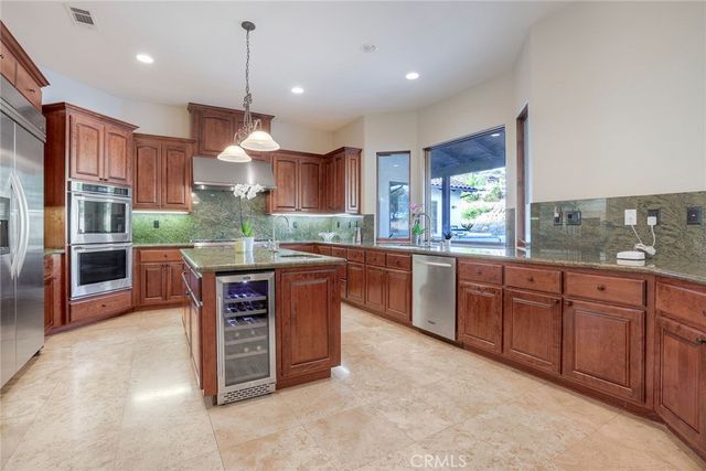 21977 Paseo Chico, Murrieta, CA 92562