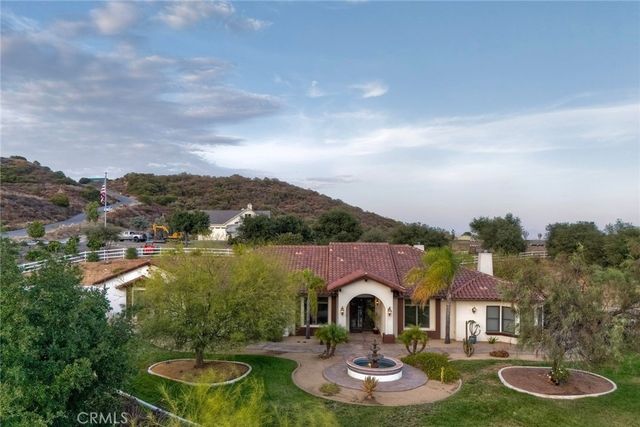 21977 Paseo Chico, Murrieta, CA 92562