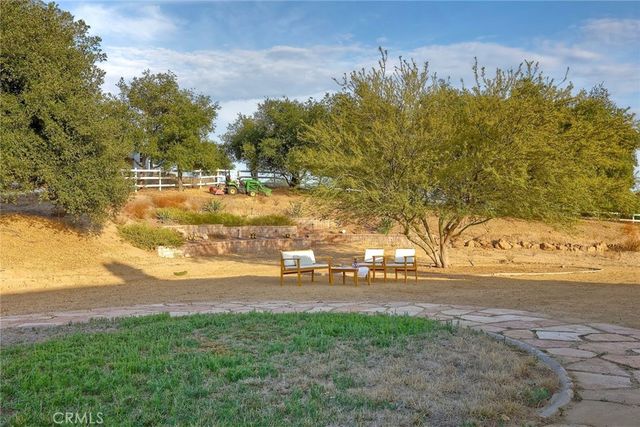 21977 Paseo Chico, Murrieta, CA 92562