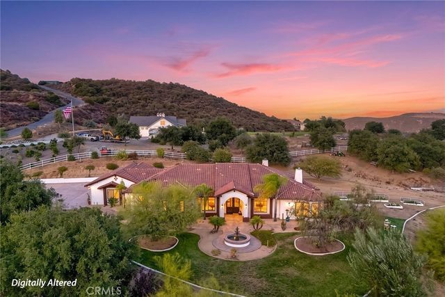 21977 Paseo Chico, Murrieta, CA 92562