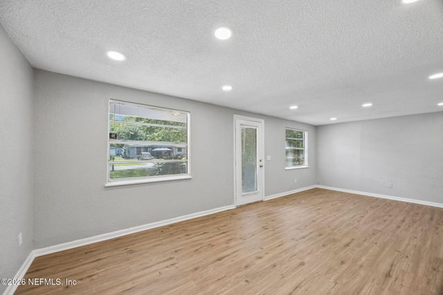 9358 CULPEPER Avenue, Jacksonville, FL 32208