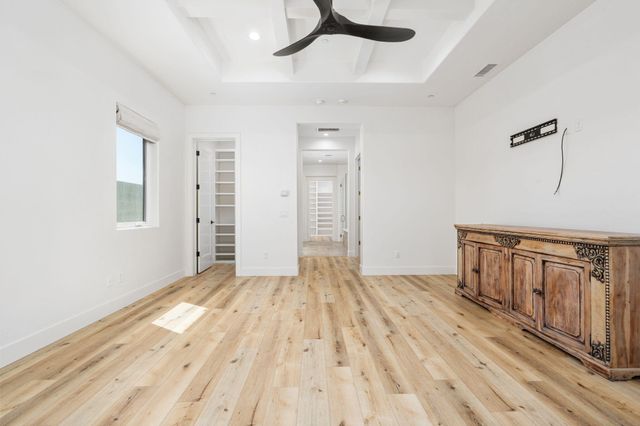 2222 Diamante Drive, Tulare, CA 93274