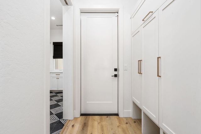 2222 Diamante Drive, Tulare, CA 93274