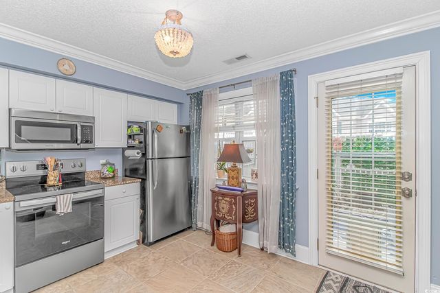 618 3rd Ave S Apt 3A, North Myrtle Beach, SC 29582