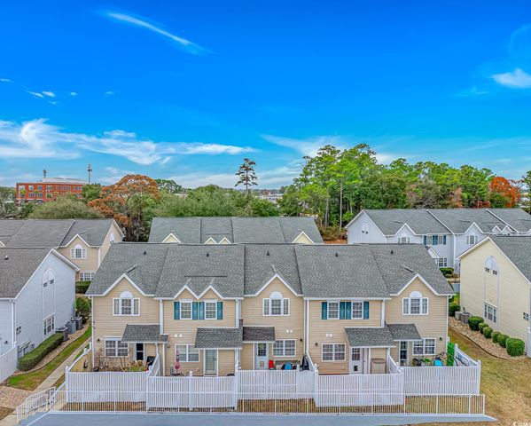 618 3rd Ave S Apt 3A, North Myrtle Beach, SC 29582
