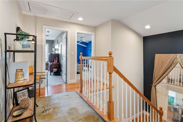 11 King Philip Avenue, Bristol, RI 02809