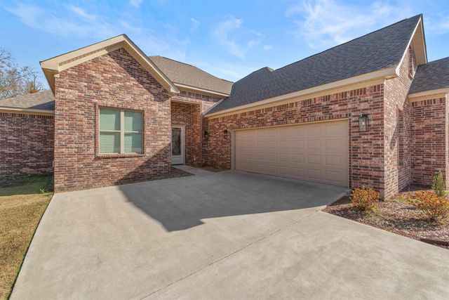 7926 S Shoreline Boulevard, Benton, AR 72019