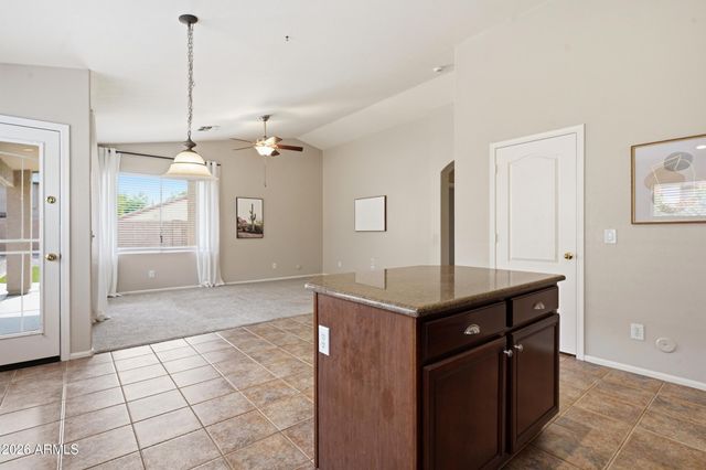 29629 N BLACKFOOT DAISY Drive, San Tan Valley, AZ 85143