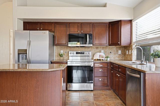 29629 N BLACKFOOT DAISY Drive, San Tan Valley, AZ 85143
