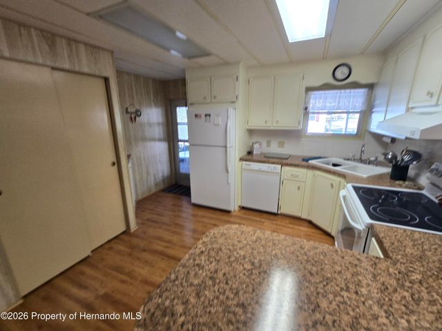 7507 Montrose Avenue, Brooksville, FL 34613