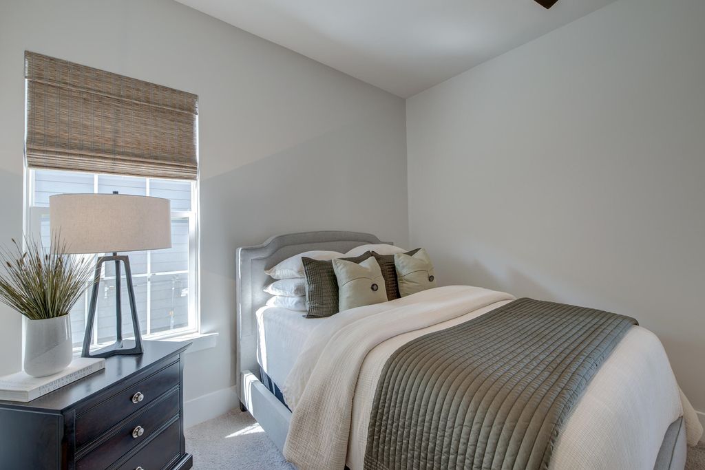 Image 22 of property listing at 117 Crimson Street, Summerville, SC 29486