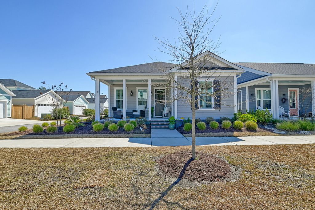 Image 45 of property listing at 117 Crimson Street, Summerville, SC 29486