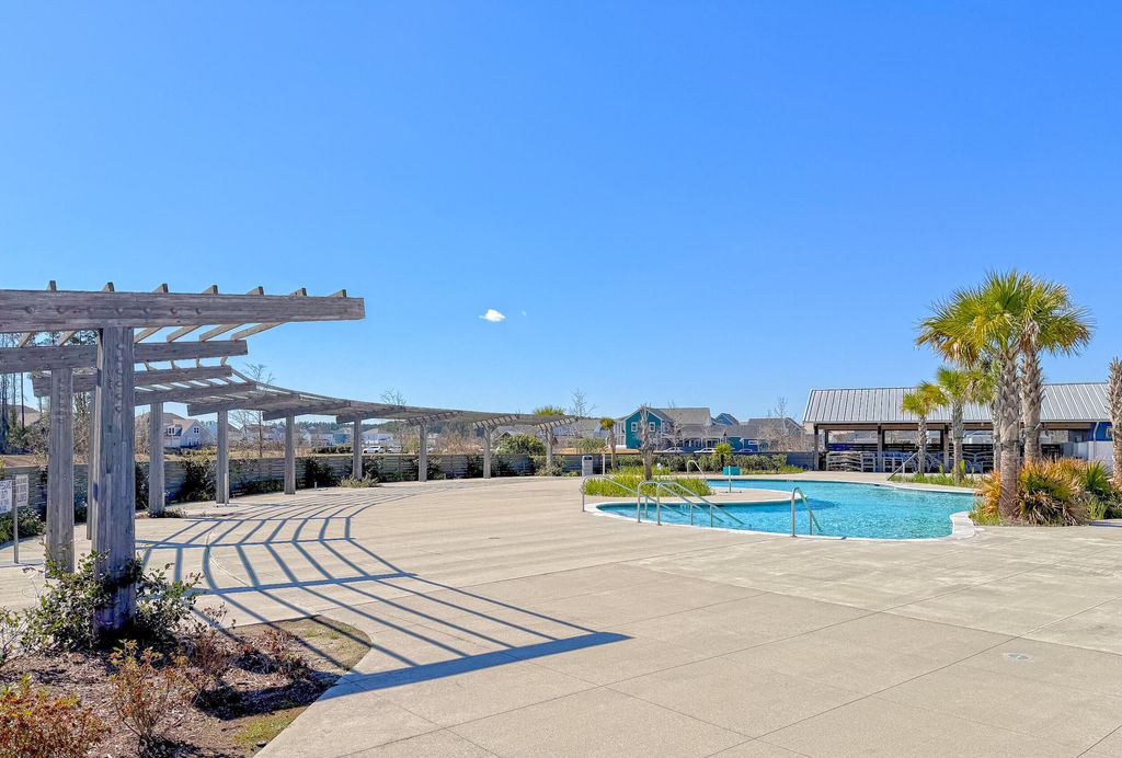 Image 54 of property listing at 117 Crimson Street, Summerville, SC 29486