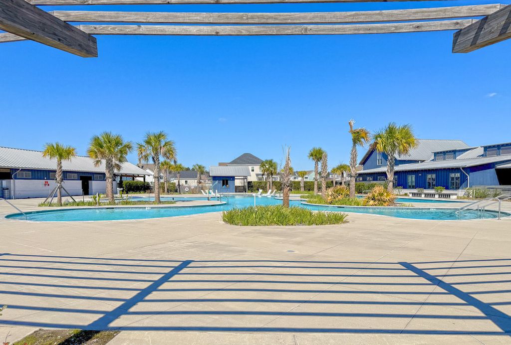 Image 56 of property listing at 117 Crimson Street, Summerville, SC 29486