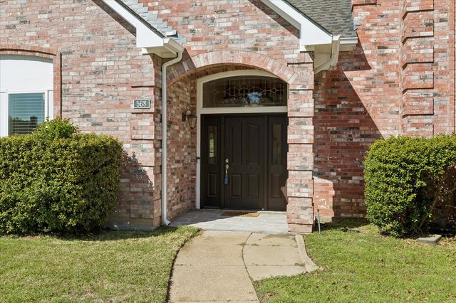 568 Cooper Street, Grand Prairie, TX 75052