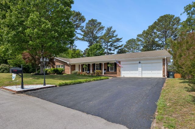 1216 King Arthur Road, Chattanooga, TN 37421