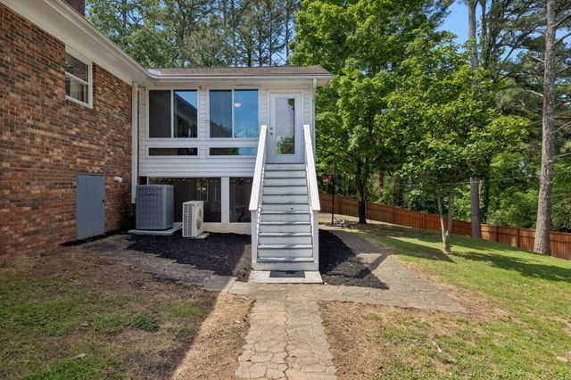 1216 King Arthur Road, Chattanooga, TN 37421