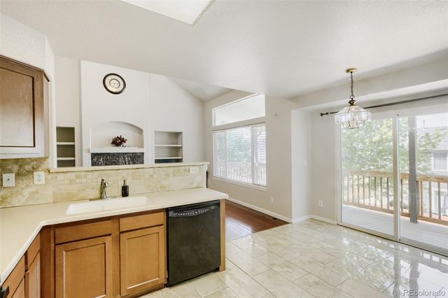 5307 S Jebel Way, Aurora, CO 80015