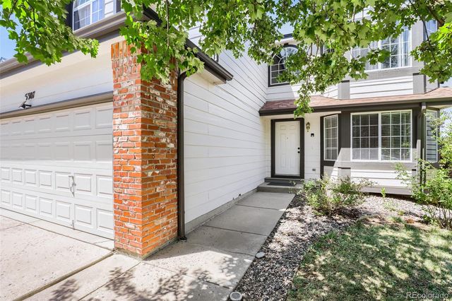 5307 S Jebel Way, Aurora, CO 80015