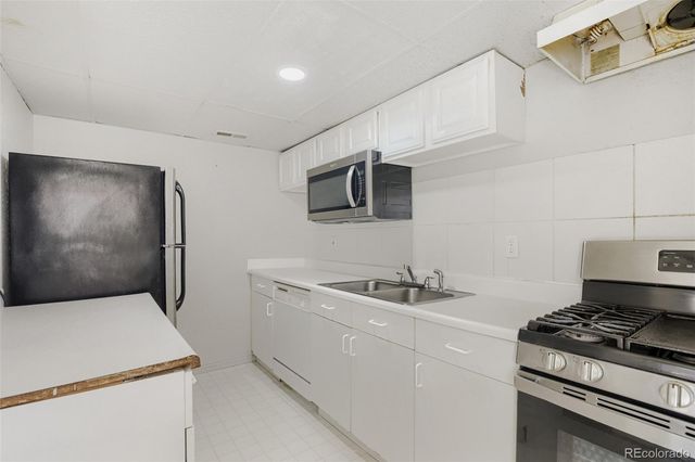 5307 S Jebel Way, Aurora, CO 80015