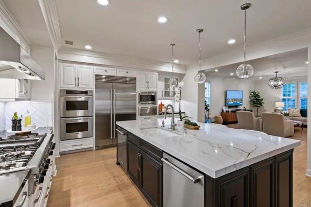 14271 Caminito Lazanja, San Diego, CA 92127