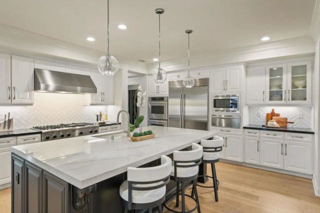 14271 Caminito Lazanja, San Diego, CA 92127