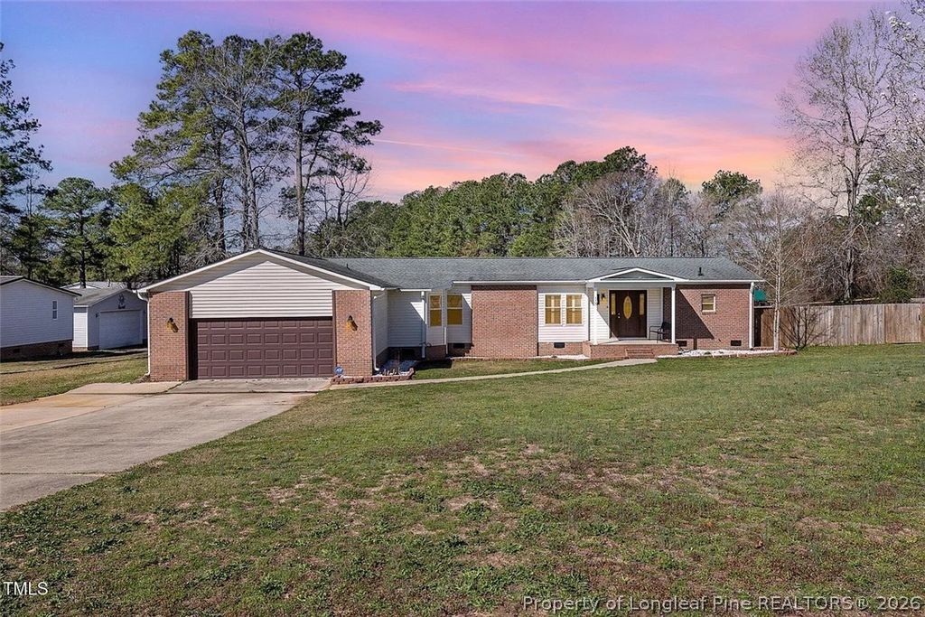 18 Five Ponds Drive, Sanford, NC 27332