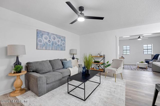 5942 BROKEN ARROW Drive W, Jacksonville, FL 32244