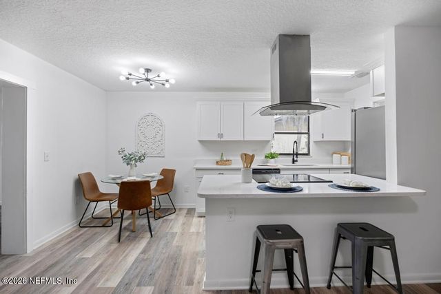 5942 BROKEN ARROW Drive W, Jacksonville, FL 32244