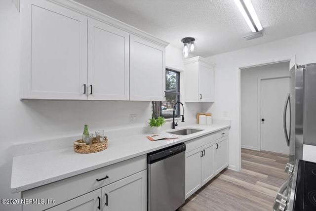 5942 BROKEN ARROW Drive W, Jacksonville, FL 32244