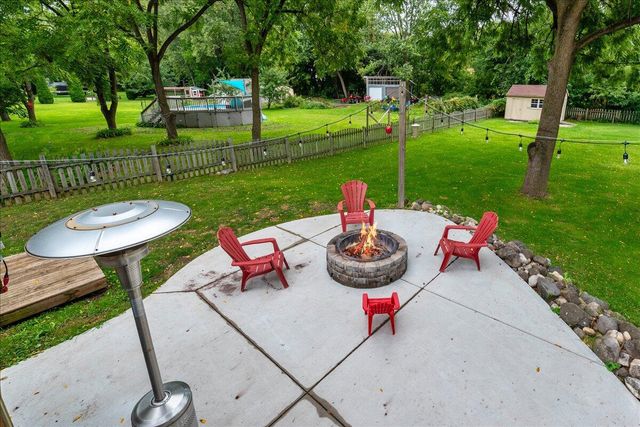 336 Kettle Moraine DRIVE N, Slinger, WI 53086