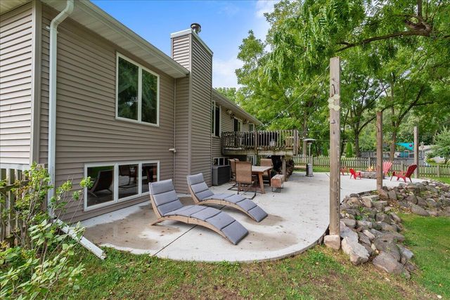 336 Kettle Moraine DRIVE N, Slinger, WI 53086