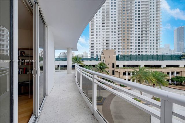 901 Brickell Key Blvd 609, Miami, FL 33131