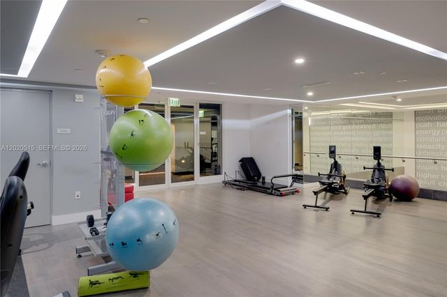 901 Brickell Key Blvd 609, Miami, FL 33131