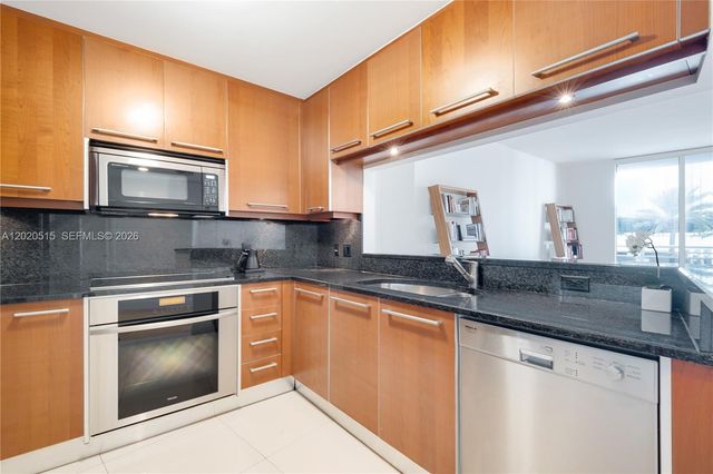 901 Brickell Key Blvd 609, Miami, FL 33131