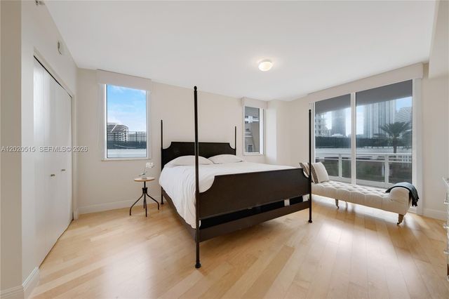 901 Brickell Key Blvd 609, Miami, FL 33131