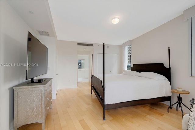 901 Brickell Key Blvd 609, Miami, FL 33131